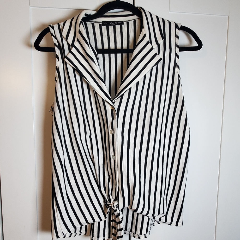 Striped Sleeveless Black and White Top